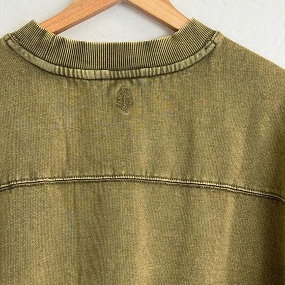 Free People Movement Cropped V Neck Sweatshirt Green ‘Dusty Military’ size Small - Picture 2 of 5